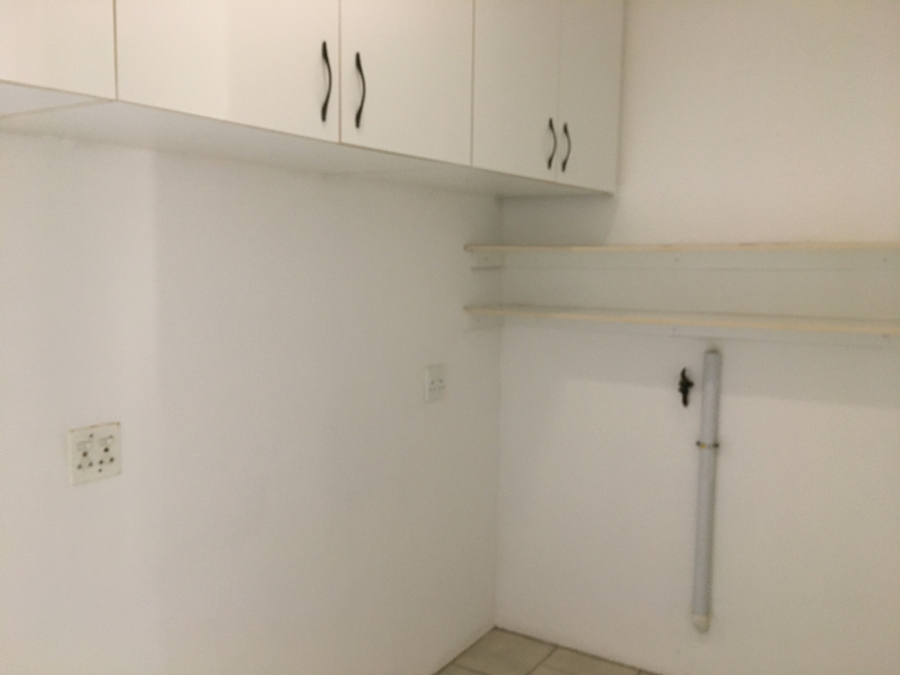 To Let 3 Bedroom Property for Rent in Kidds Beach Eastern Cape